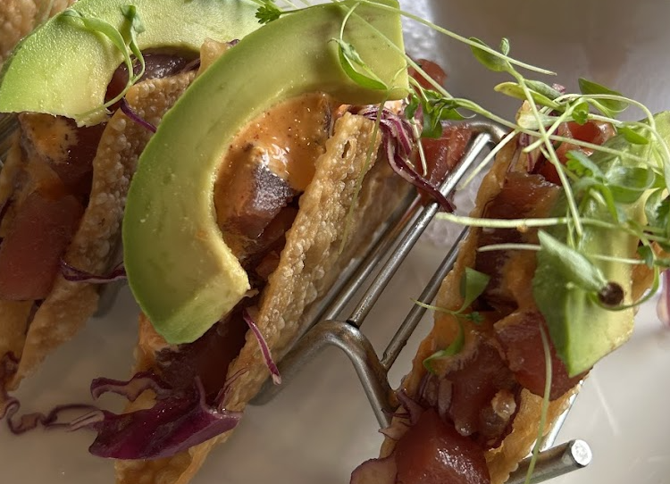 Hearsay On The Waterway signature dishes Chicken Sandwich
Blackened Redfish Tacos
Hearsay Cheeseburger
